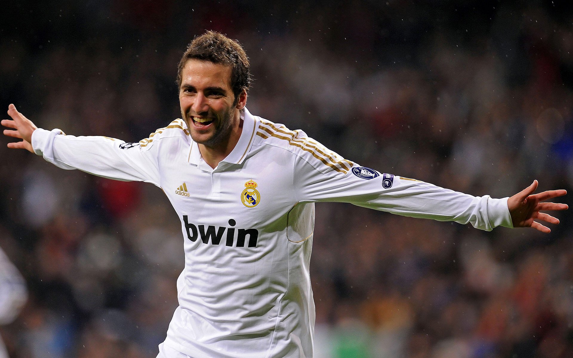 九游app-体育明星自建品牌体校尝试多元合作，自创体育品牌